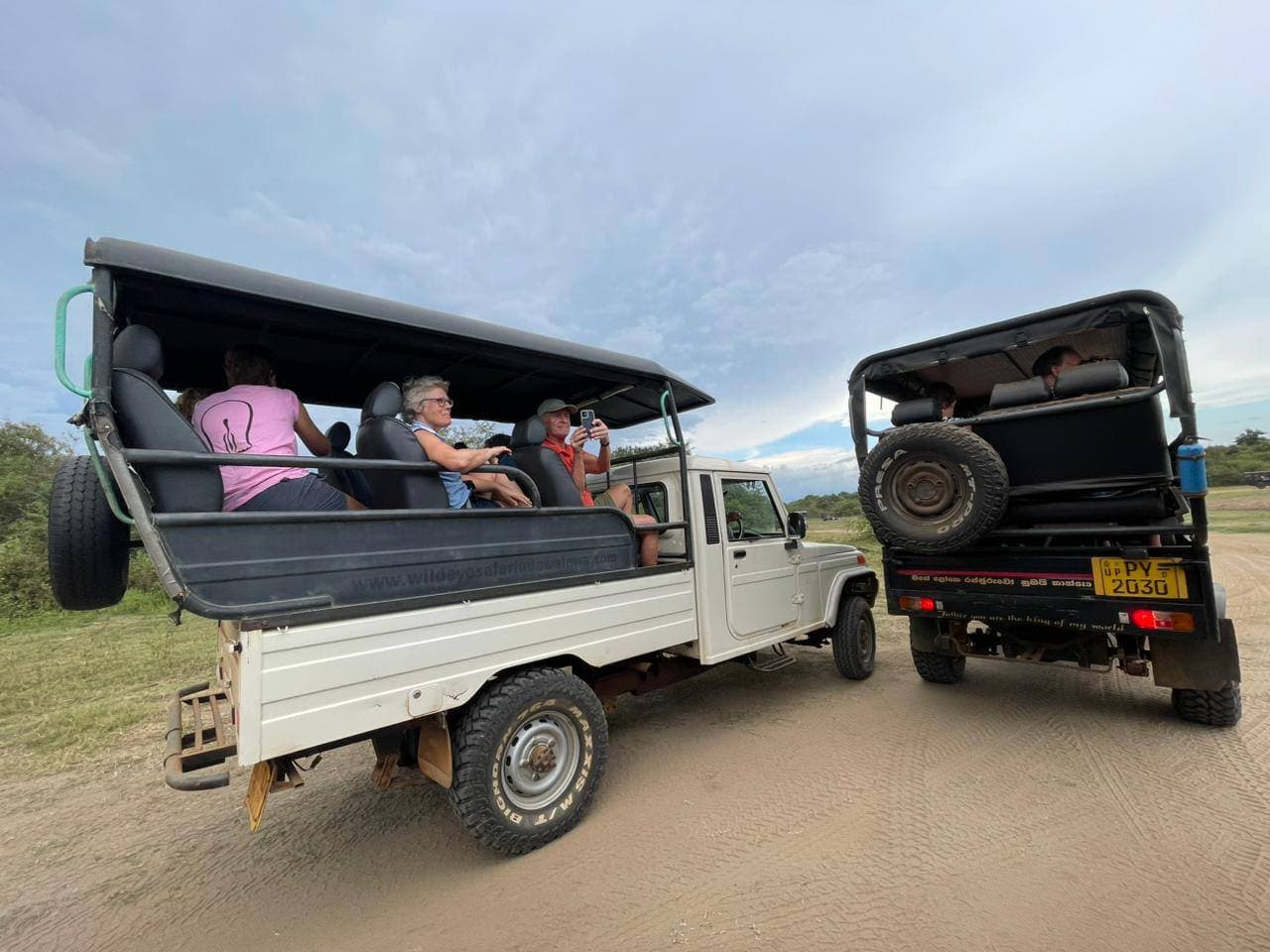 Safari drivers at Yala National Park entrance